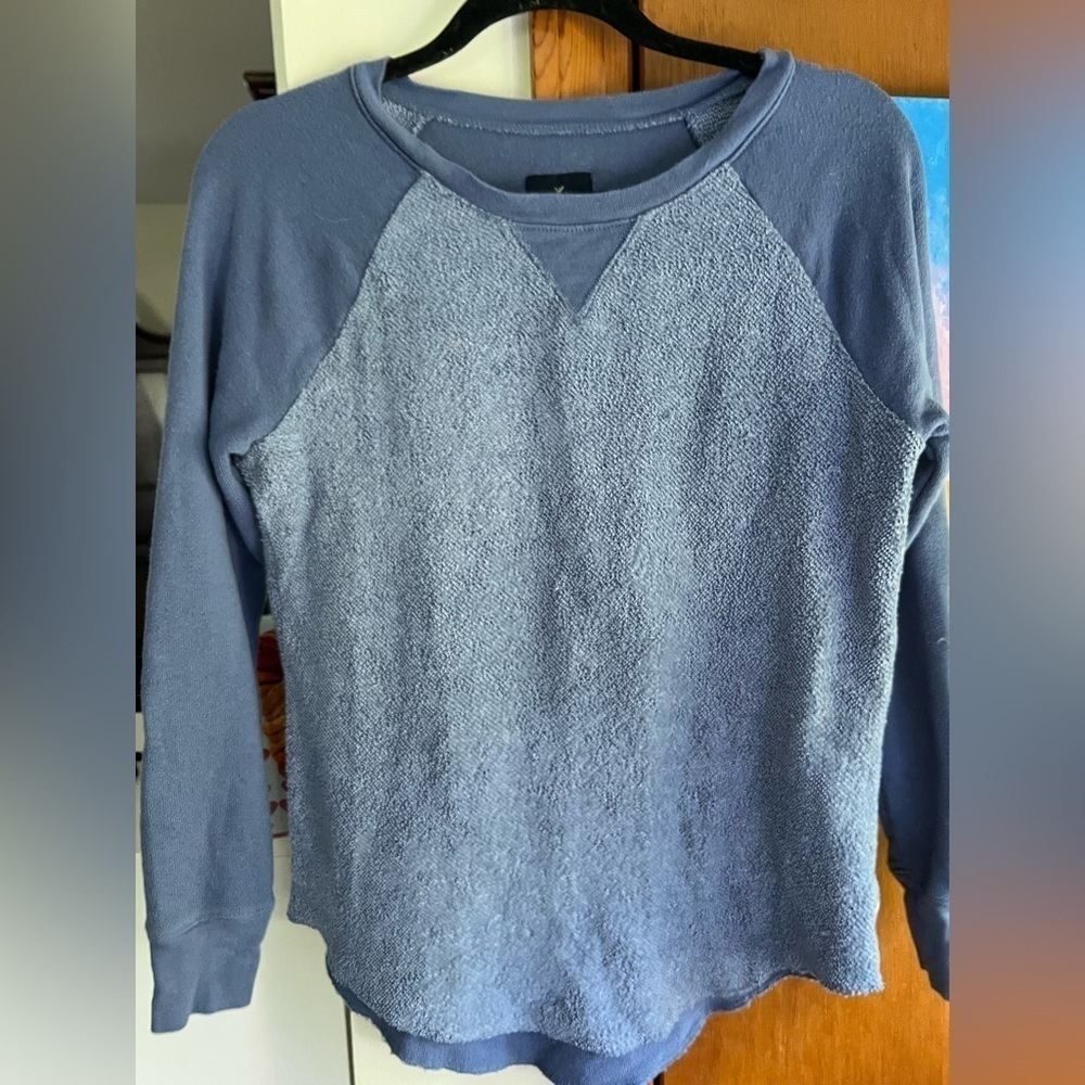 American Eagle size XS jegging sweatshirt
